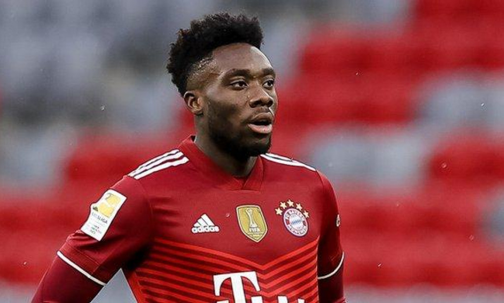 Fully Vaccinated Bayern Munich footballer ,Alphonso Davies, Develops Myocarditis. Possible End of Career