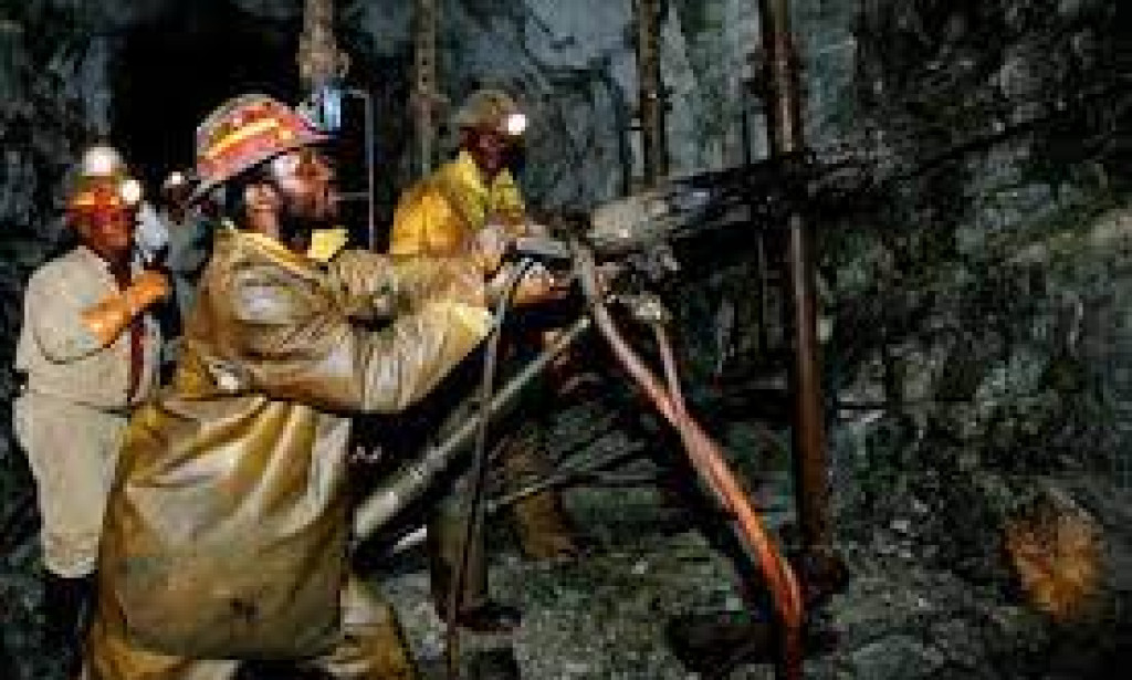 The Catholic Church in South Africa has begun a class action lawsuit against mining firms on behalf of coal miners who have contracted lung disease.