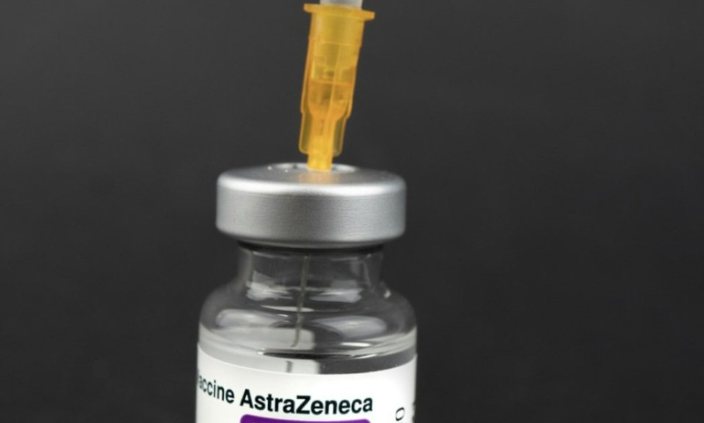 BREAKING NEWS -AstraZeneca has quietly  STOPPED producing their covid Vaccine and have  WITHDRAWN it from the  market.